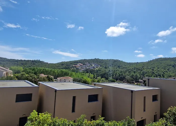 Di Favona 4 Piscine Privee Vila