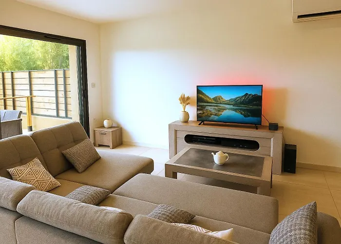 Vila Di Favona 4 Piscine Privee *