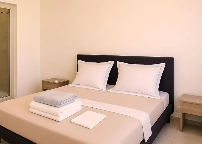 Di Favona 4 Piscine Privee Vila