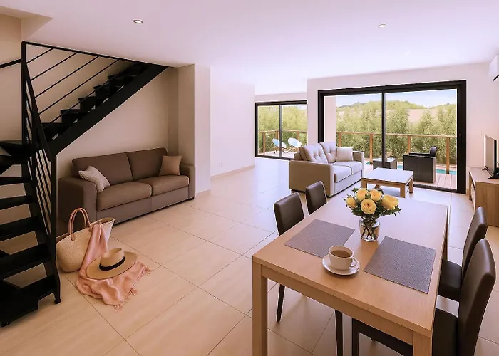 Di Favona 4 Piscine Privee Conca